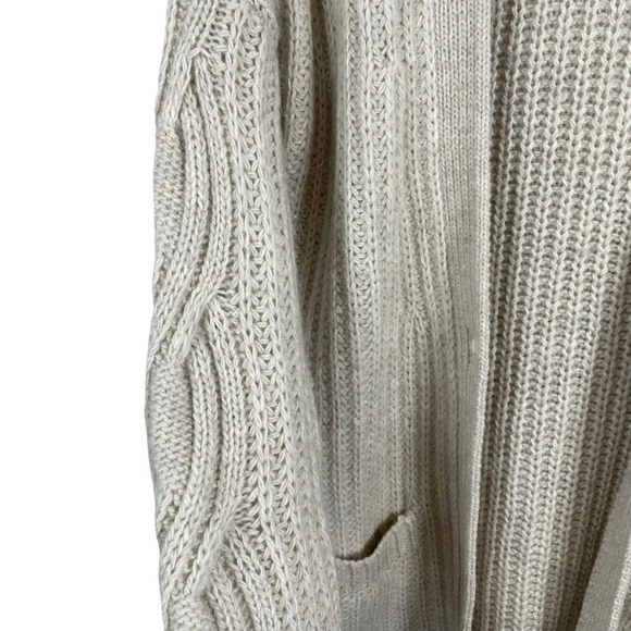 Banana Republic Oversized Cable Knit Wool/Alpaca Blend Cardigan in Beige Size S - Picture 4 of 9